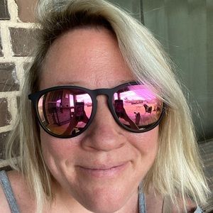 Meet your Posher, Jordan